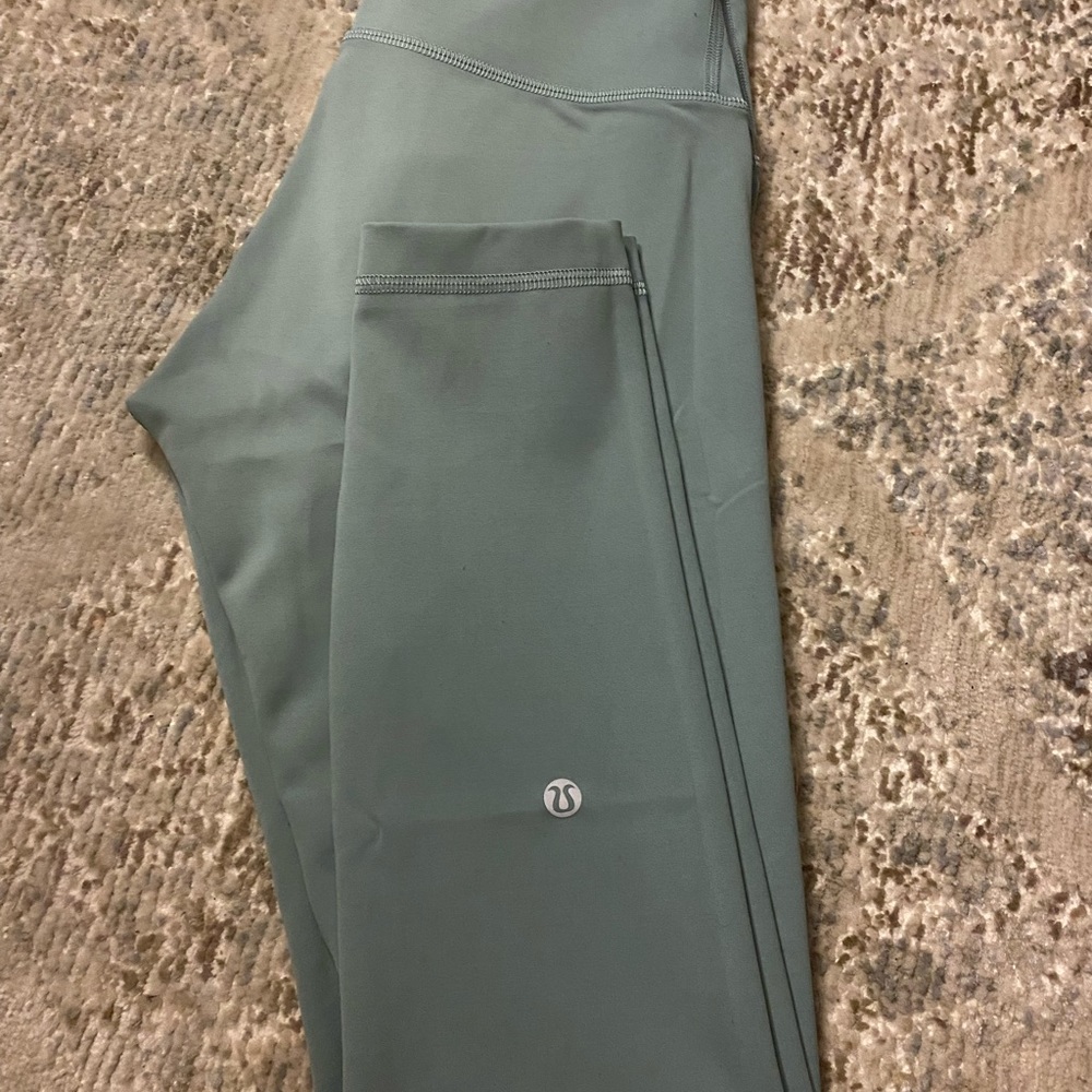 Lululemon Wunder Train Tight